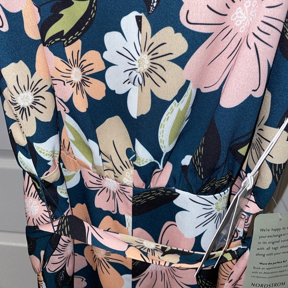 Floral Wide Leg Jumpsuit ~ Brand New - Picture 4 of 11